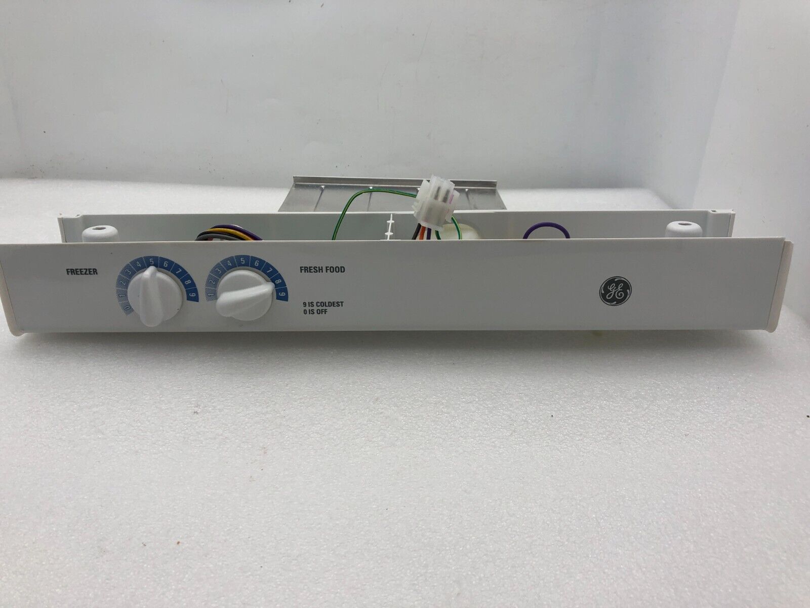 Genuine GE Refrigerator Temp Housing Part243B1746P013 197D2803G003 404310882516