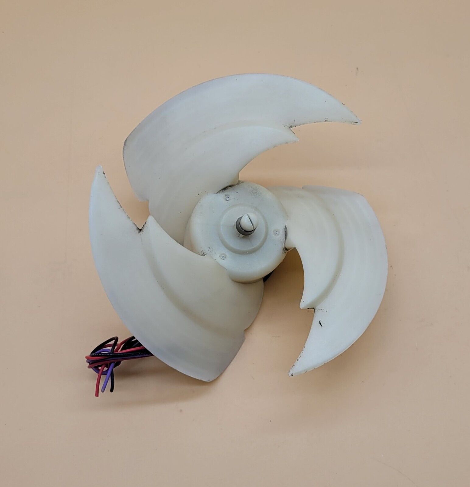 Genuine Refrigerator Samsung Condenser Fan Motor PartEAU61505101 405630590409